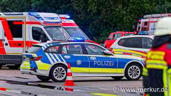 Frau stirbt bei heftigem Autounfall am Chiemsee – Mann und Tochter (1) verletzt