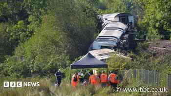 Weekend cancellations after East Sussex train derailment