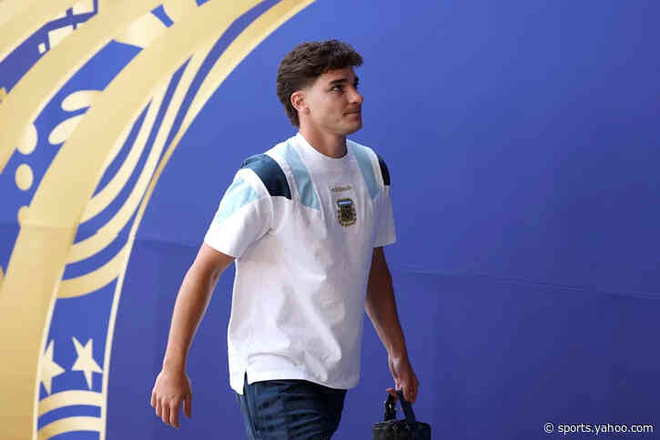 Watch: Barcelona priority target trains with grim face as he awaits transfer clarity