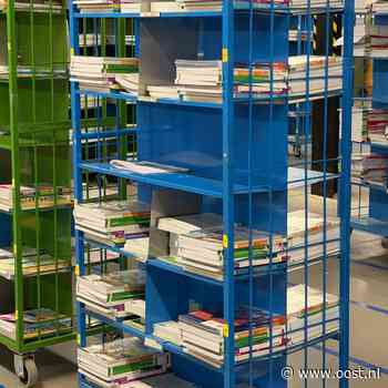 700.000 leerlingen krijgen boekenpakket uit Kampen: 'Topdrukte in de vakantie'