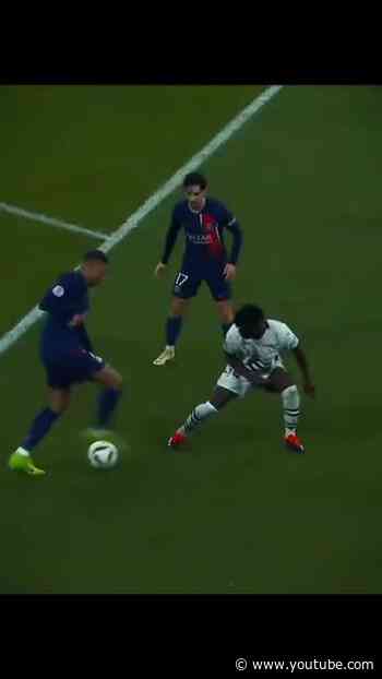 Good old days 🥹🎮 #football #ligue1 #foot #sports #edit #psg #ligue1mcdonalds #mbappe #soccer
