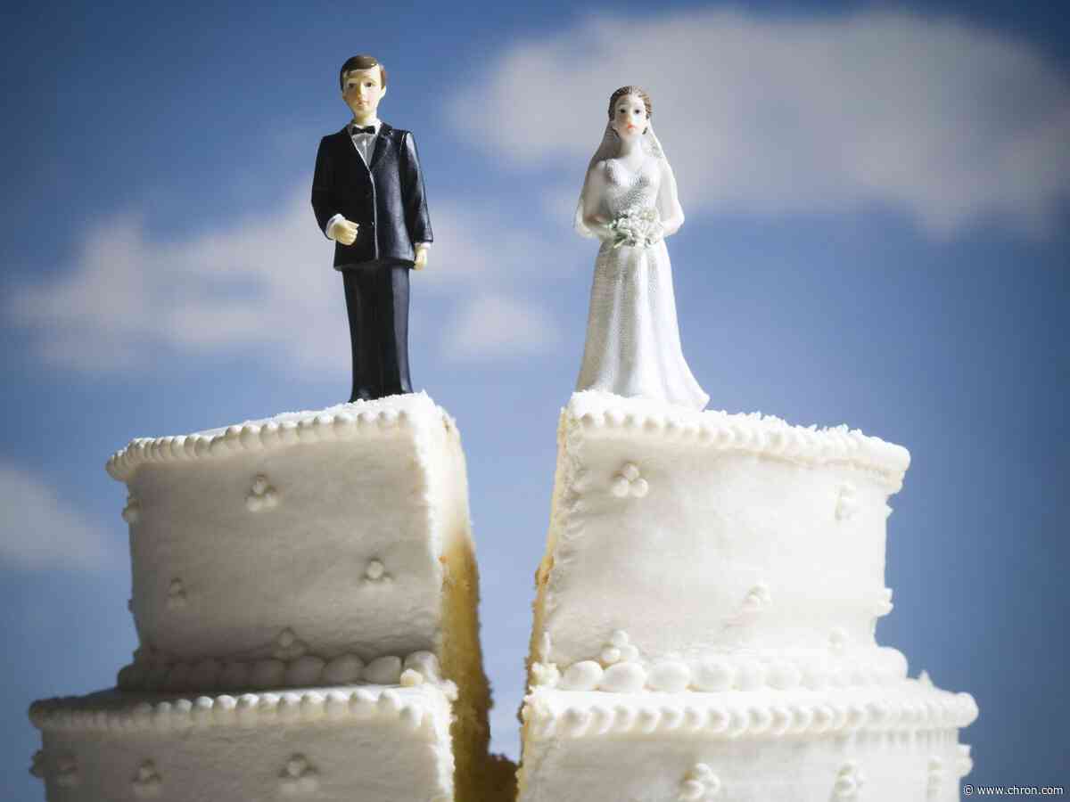 Texas Republicans want to end no-fault divorce. Heres what that means