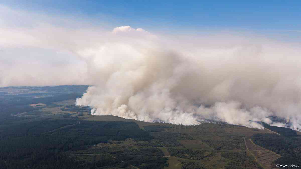 Waldbrand vor deutscher Grenze: Feuerfront in Belgien schon mehr als einen Kilometer breit 