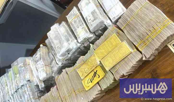 كنز فساد في العراق .. مليارات وذهب بمنازل وكيل وزارة الكهرباء