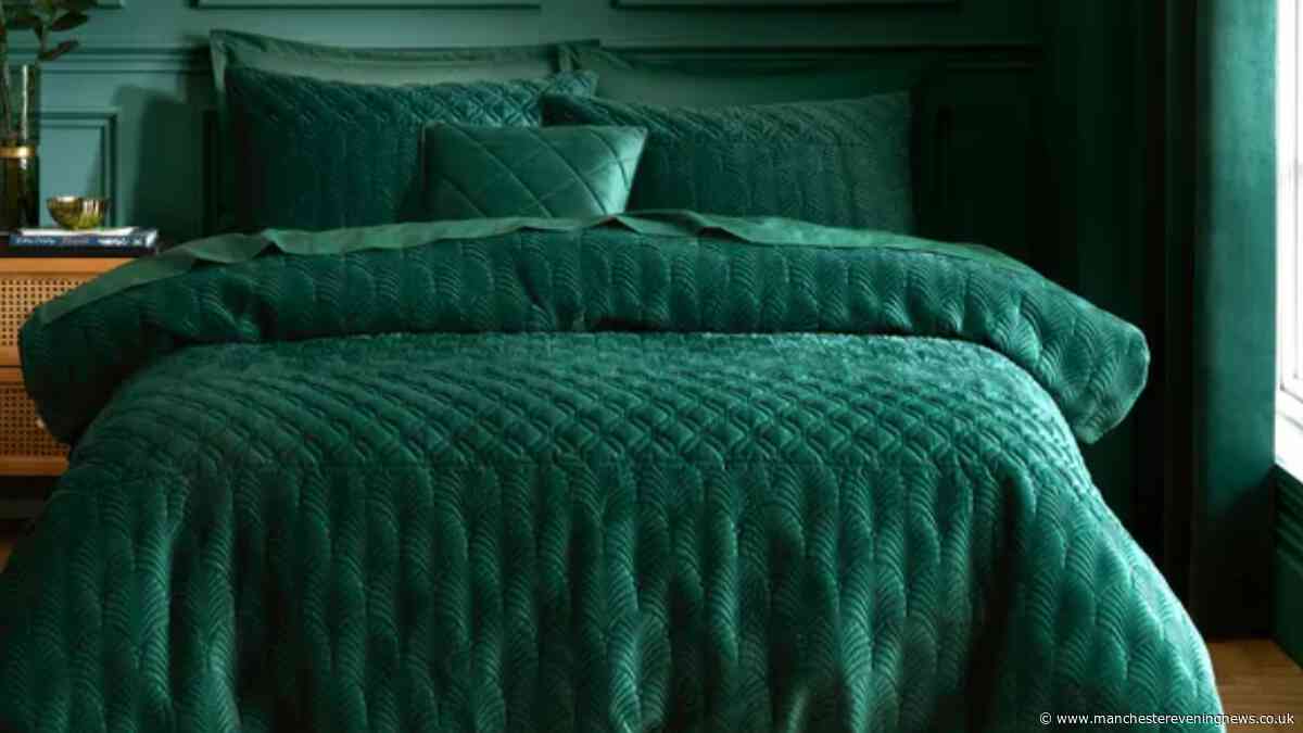 'Pure luxury' Dunelm art-deco bedding set 'perfect for autumn' now 30% off