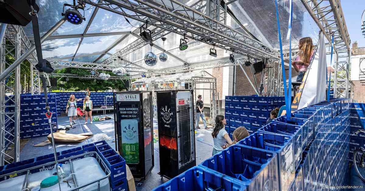 Nijmegen stroomt vol met duizenden feestende studenten: zo maakt de stad zich op voor introductie