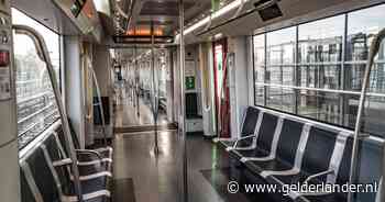 Alle metro’s in Amsterdam stilgezet en ontruimd door storing