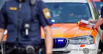 Frontalcrash auf B22 im Kreis Bamberg: Zwei Verletzte, zwei Fahrzeuge Schrott