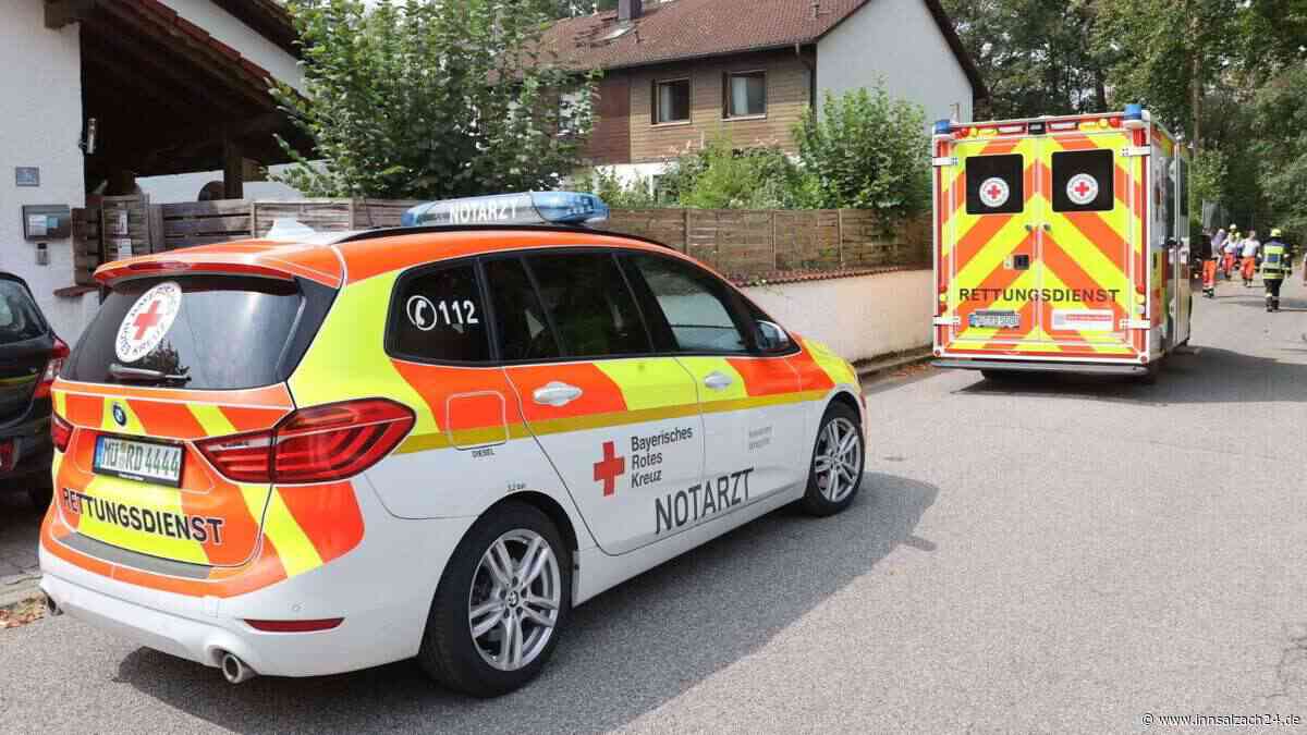 Rettungseinsatz in Waldkraiburg: Frau mit Hubschrauber in Klinik geflogen