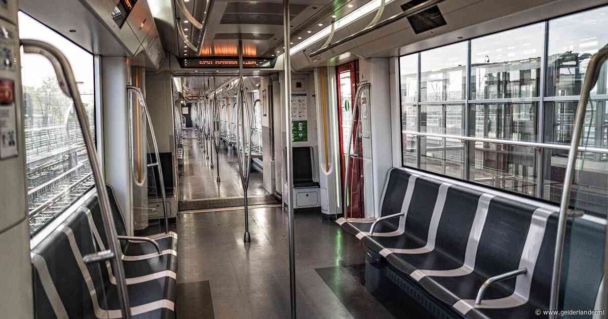 Grote storing verholpen: Amsterdamse metro’s rijden weer