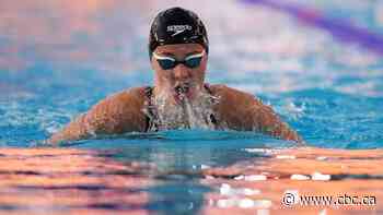 McIntosh edged for gold in 200m medley, fellow Canadian Lepage wins 200m breaststroke at Pan Pacs