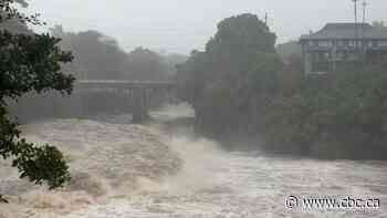 Hurricane Lala lashes Hawaii's Big Island with heavy rain, strong winds