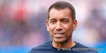 Van Bronckhorst stomverbaasd door Hadj Moussa-vraag: 'Ik? Hoe bedoel je?'