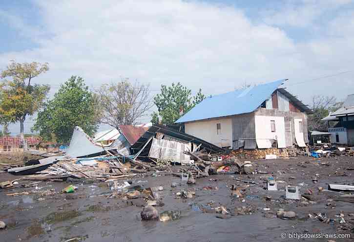 Elevaron a 53 el número de muertos y 135 los heridos tras terremoto de 7,7 en Indonesia