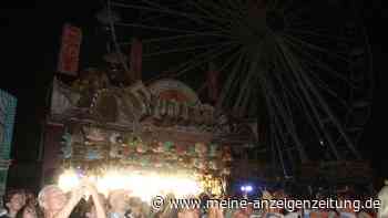 200 Drohnen über Dachauer Volksfest: Gelände wegen Überfüllung gesperrt