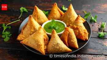 How did samosa become an Indian favourite despite not originating in India?