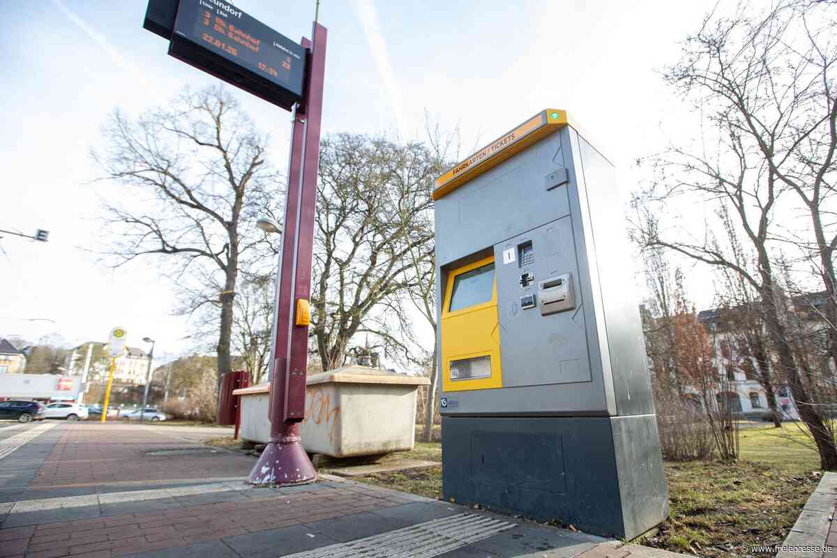 Mit Schlüssel statt Brecheisen: Dieb öffnet in Plauen mehrere Fahrkartenautomaten