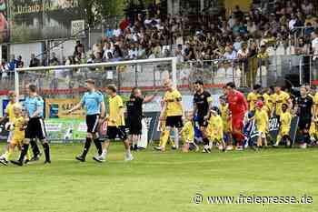 Wildes Derby im Vogtland: VfB Auerbach sichert sich historischen Sieg gegen VFC Plauen