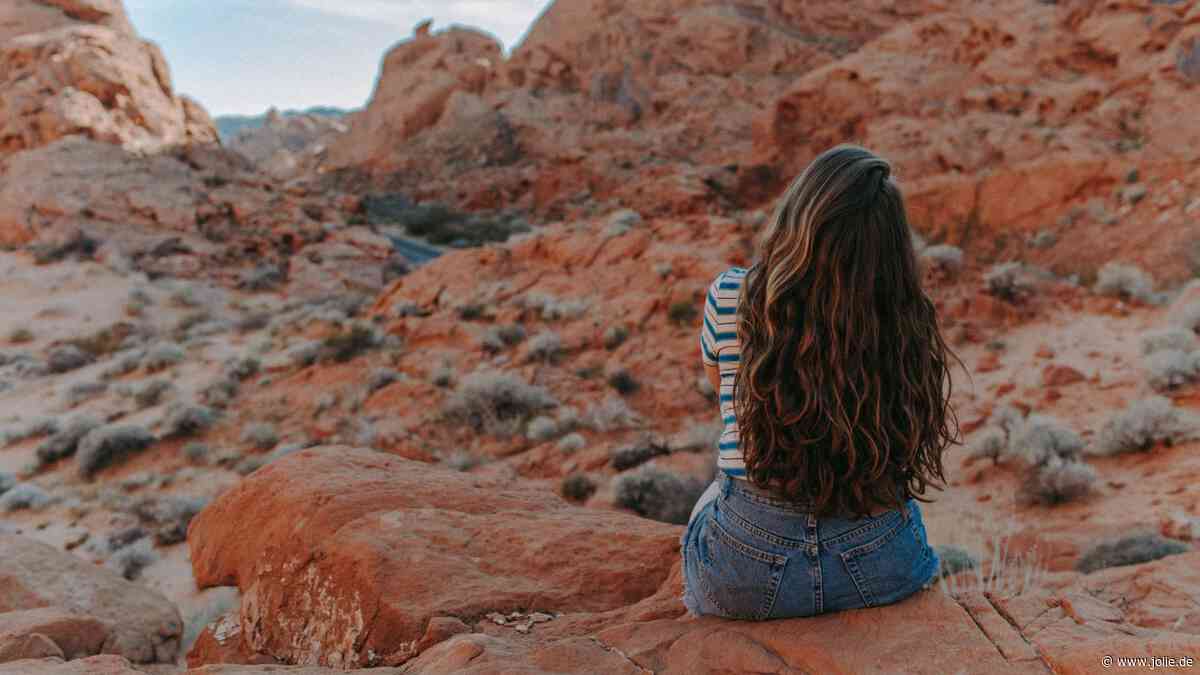 Trendfrisur: Stylische „Canyon Waves“ lassen dein Haar lässig und dynamisch wirken