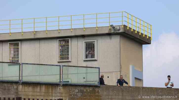 Ferragosto ad alta tensione nelle carceri: agenti aggrediti e disordini in tutta Italia. I sindacati: “Nordio si svegli dal torpore”