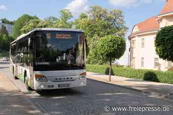 Busse rollen wegen B 92-Sperrung bei Oelsnitz anders