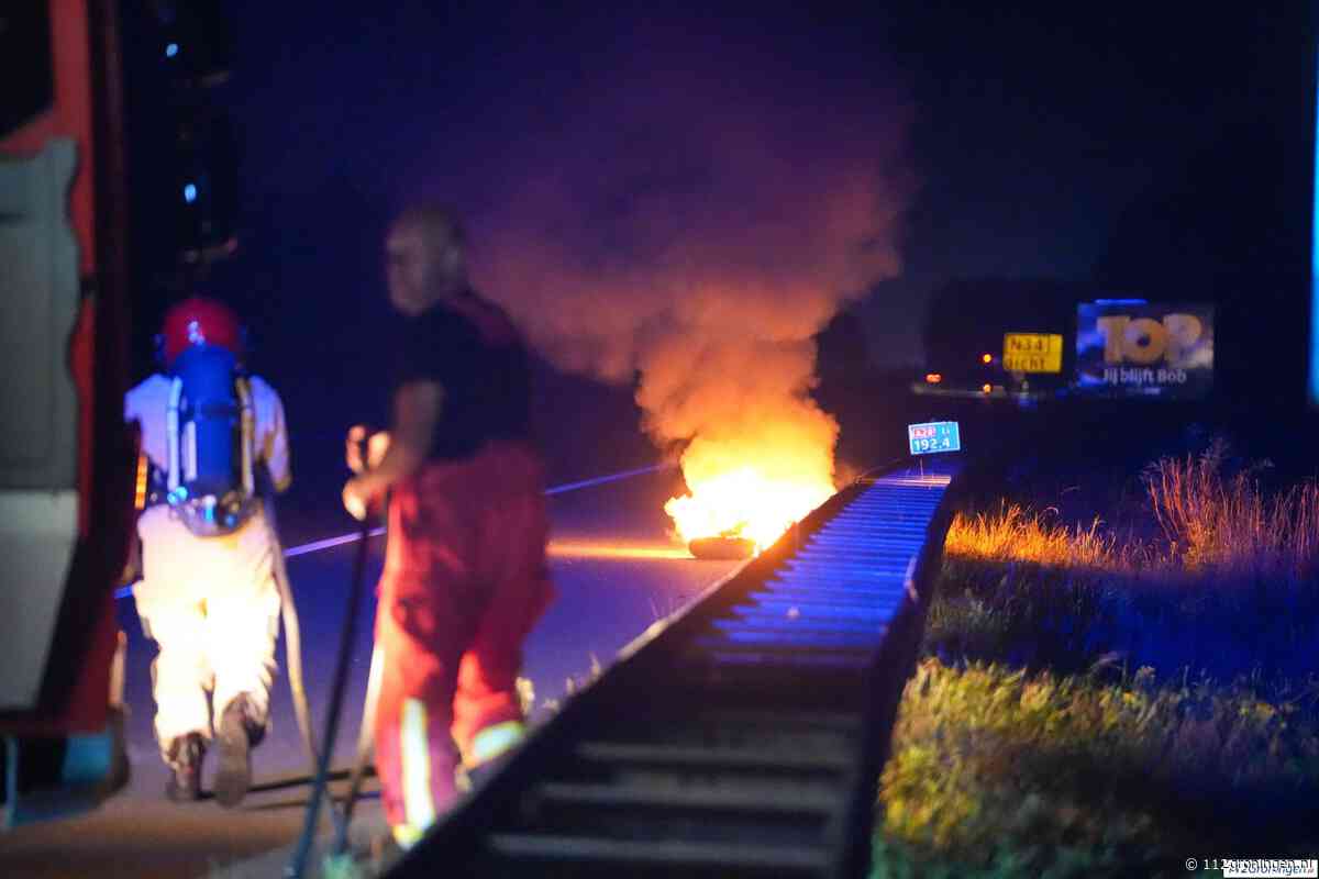 Motor in brand op de A28 nabij Haren