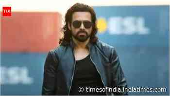 Fans react to no kissing scene in ‘Awarapan 2’