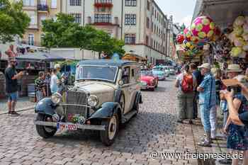Fassbieranstich, Vanessa Mai und Oldtimerparade: Das Altstadtfest Mittweida in Bildern