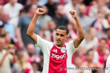 Ajax-parel snoert criticasters de mond met heerlijke goal: 'Woorden terugnemen!'