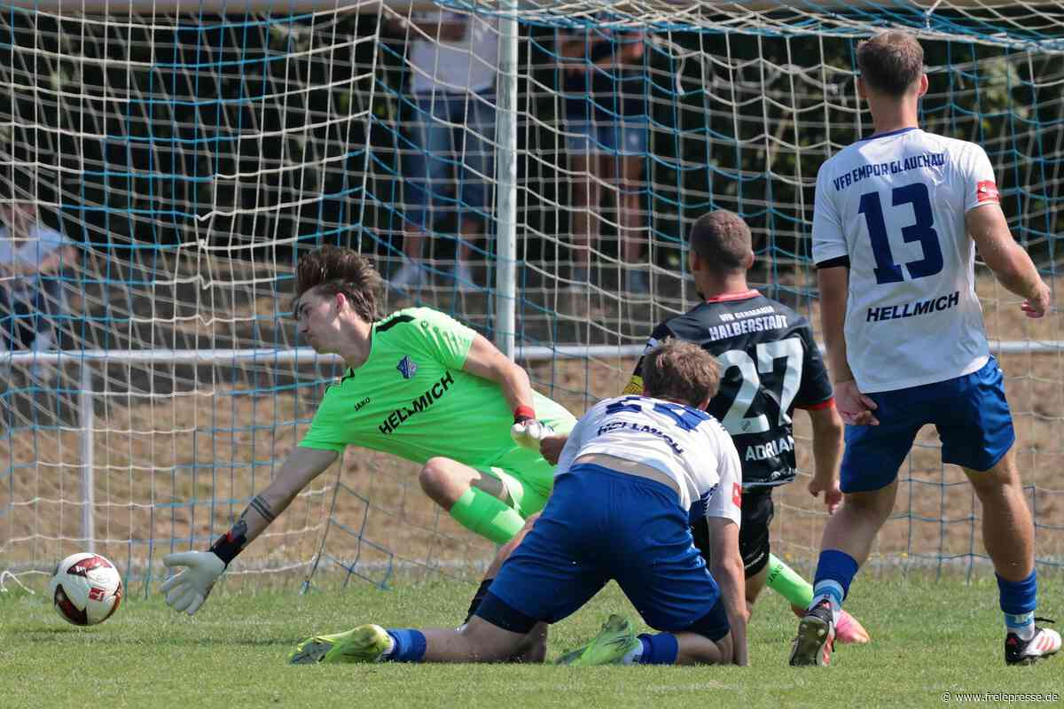 Fußball-Oberliga: VfB Empor Glauchau macht mit „Schlafwageneinlage“ alle Pläne zunichte