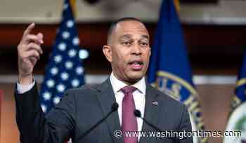 House Democratic Leader Hakeem Jeffries denounces Democratic Socialists of America's policy agenda