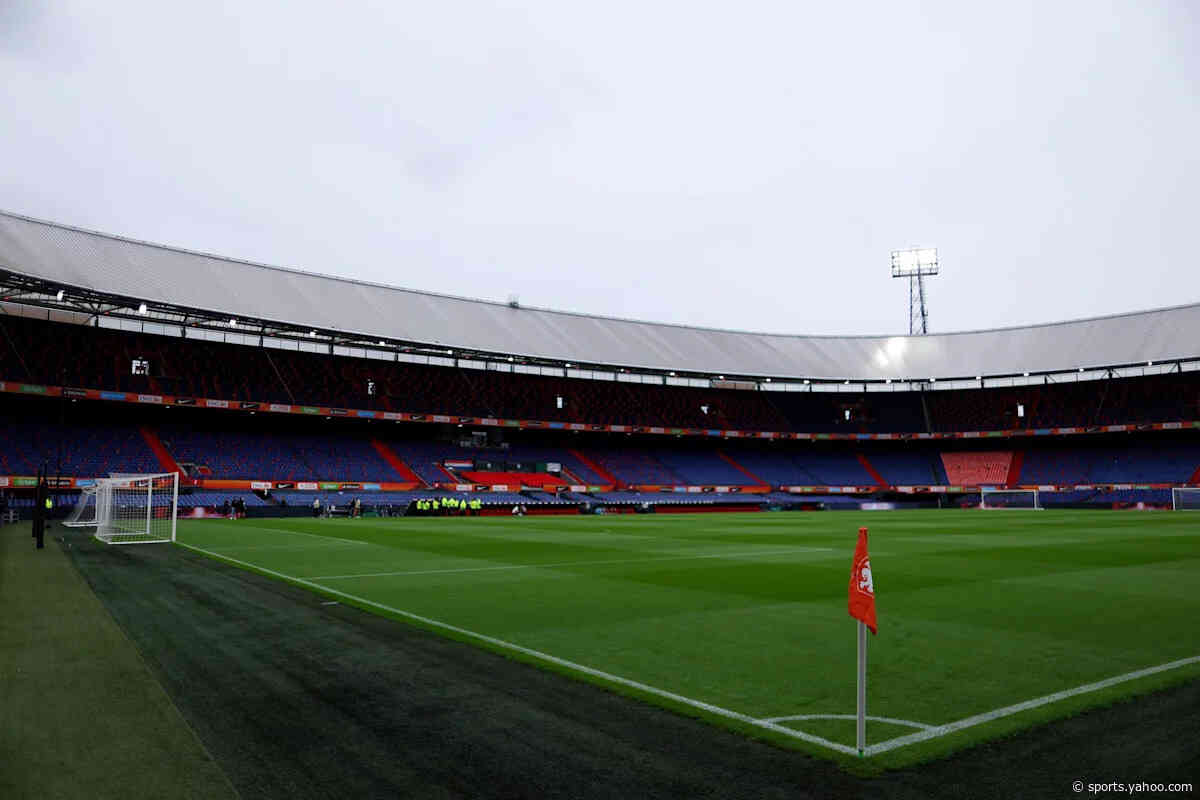 Injured Givairo Read speaks on Feyenoord future after Premier League and Serie A interest