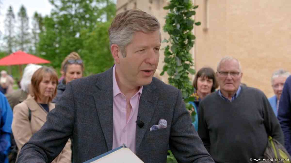Antiques Roadshow expert issues warning to guest over 'most spectacular item' he’s seen