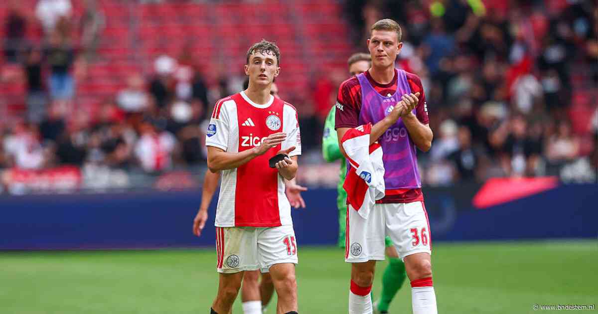 Youri Baas is van mening dat hij te weinig speelt bij Ajax: ‘Dat vind ik jammer’