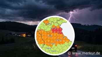Amtliche Unwetterwarnung für weite Teile von Bayern: Schwere Gewitter mit Sturm drohen