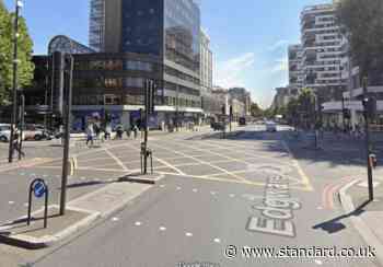 Police appeal for witnesses after 19-year-old stabbed in central London