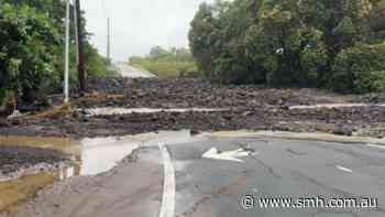 Hawaii hit by tropical storm