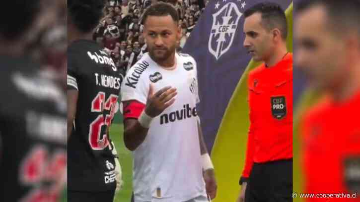 [VIDEO] Thiago Mendes le negó el saludo a Neymar y reavivó su antigua disputa en Brasil