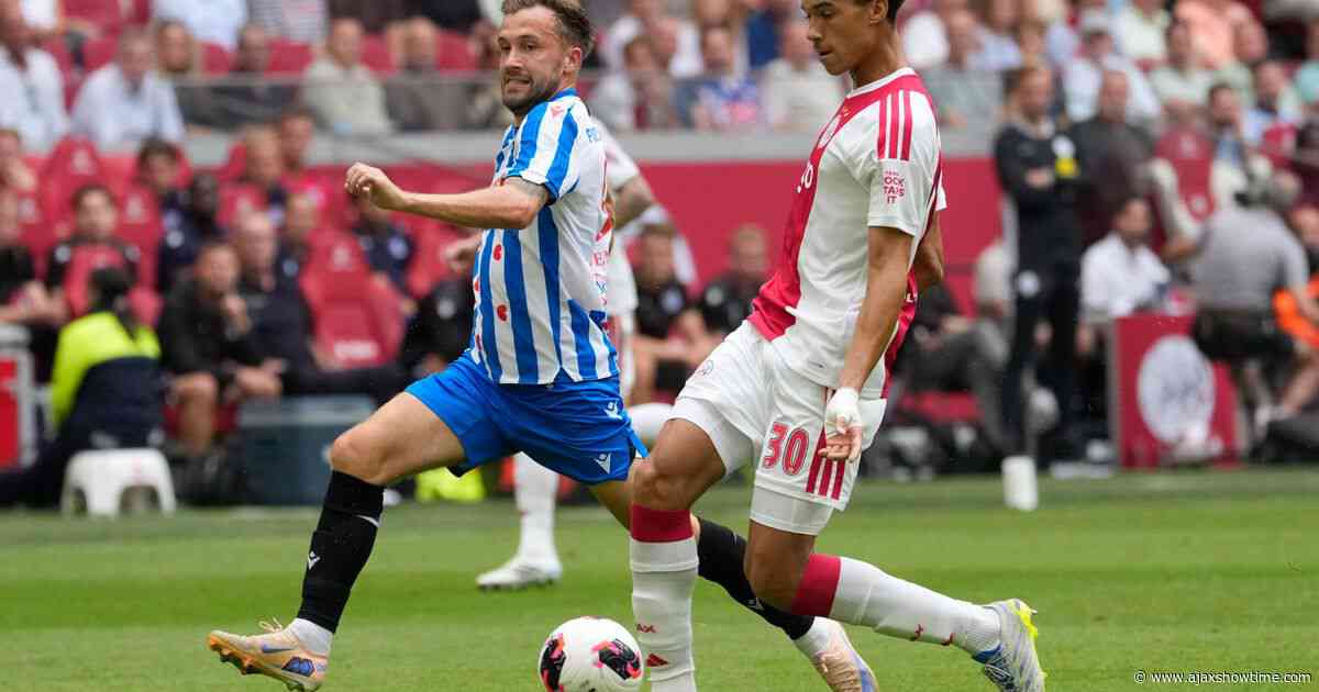 Bouwman kwam goed weg tegen sc Heerenveen: 'Dit is gewoon een rode kaart'