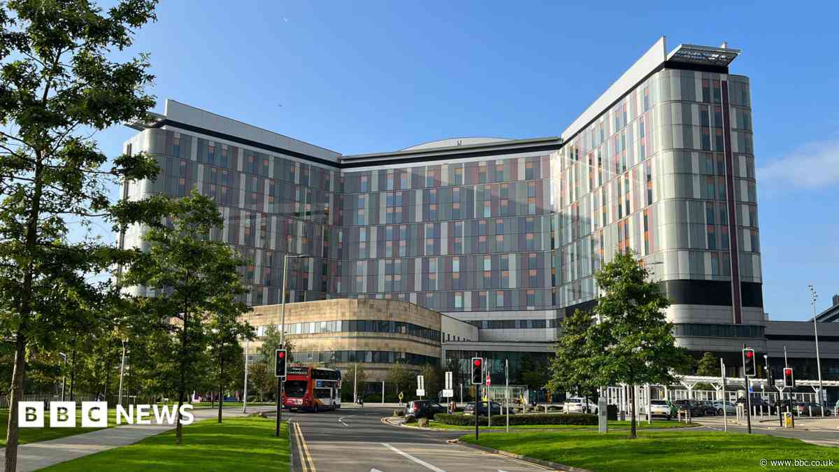 Hospital concerns ignored for 15 years, scientist tells inquiry