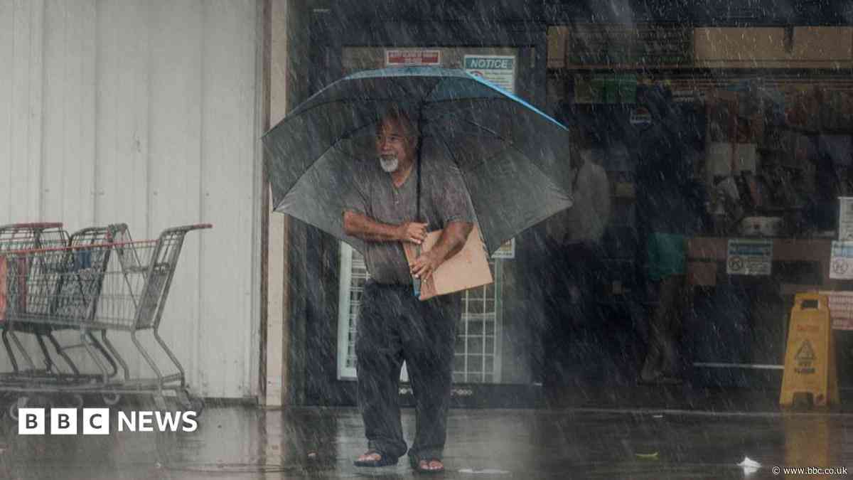 About 100 homes swept away after Hurricane Lala lashes Hawaii