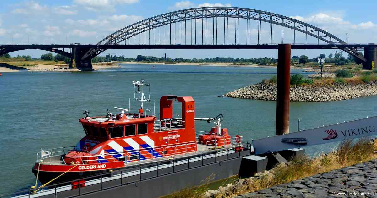Blusboot kan deel Waal bij Nijmegen niet meer op: ‘Kans op schade te groot’
