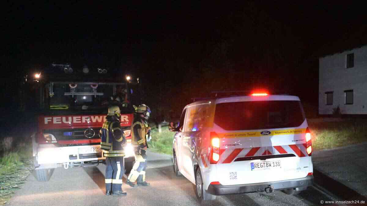 Schmorgeruch in Hainzing ruft zahlreiche Feuerwehren auf den Plan – jetzt gibt es eine Vermutung