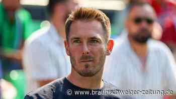 Glückwünsche in der VfL-Kabine: Tobias Strobls besonderer Nachmittag in Hannover