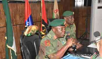 Army commander visits Sokoto community, pledges troops’ readiness to tackle terrorists