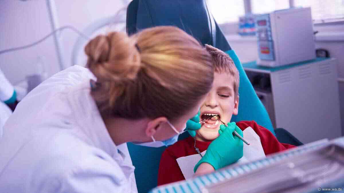 Karies bei Kindern: Warum plötzlich ein Pinsel den Bohrer ersetzen kann