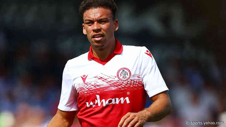 Accrington's Sinclair faces surgery on ACL injury