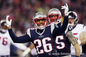 Former NFL star Logan Ryan joins Andrew Catalon in CBS Sports broadcast booth