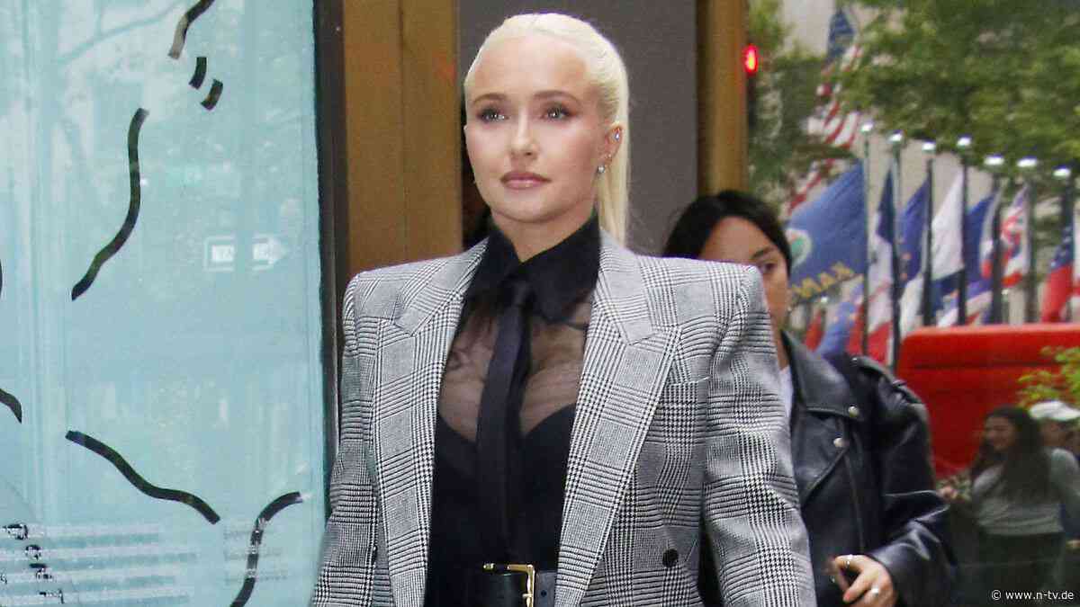 "Sei nicht weg. Bitte": Stars trauern um Hayden Panettiere