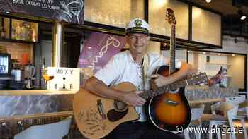 Moxy Karlsruhe: Mit Gitarre und Persönlichkeit zu mehr Gästen im Moxy Karlsruhe